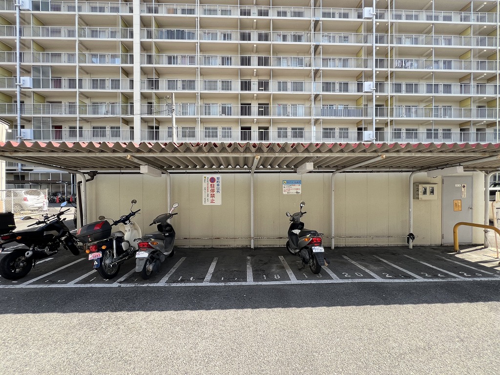 バイク置場