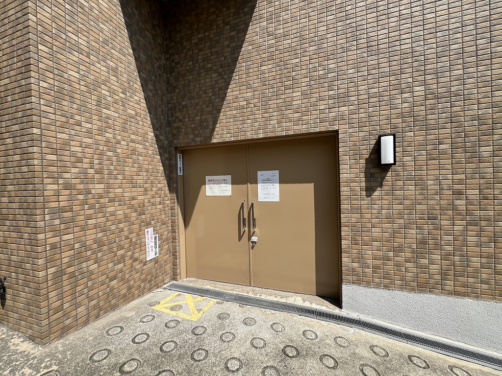 ゴミ捨て場