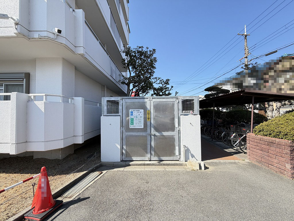 ゴミ捨て場 ゴミ捨て場