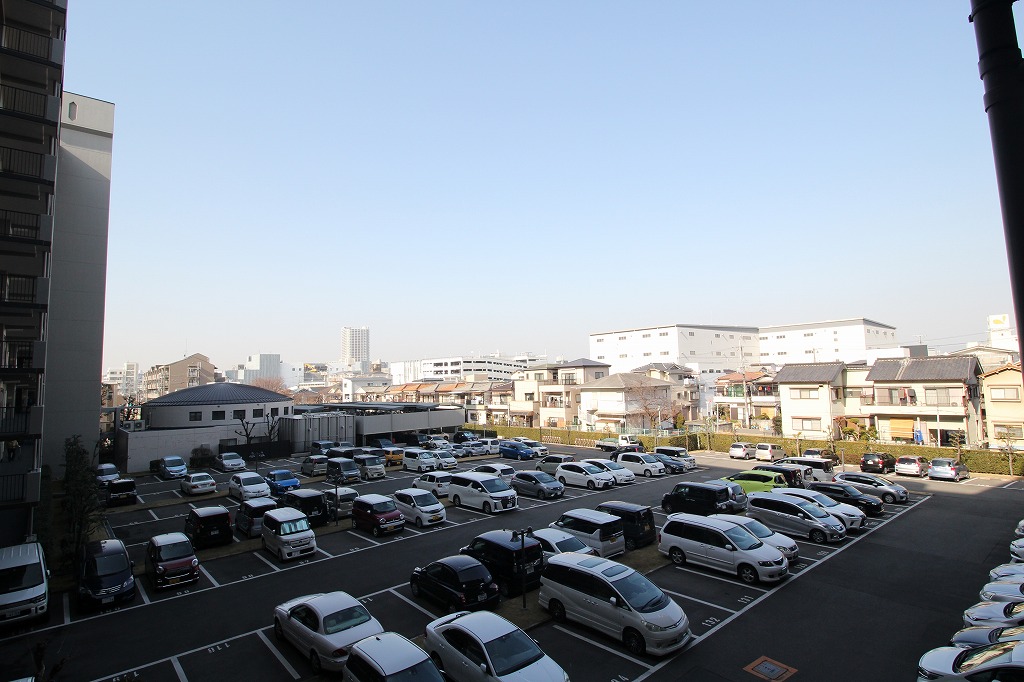 平面駐車場