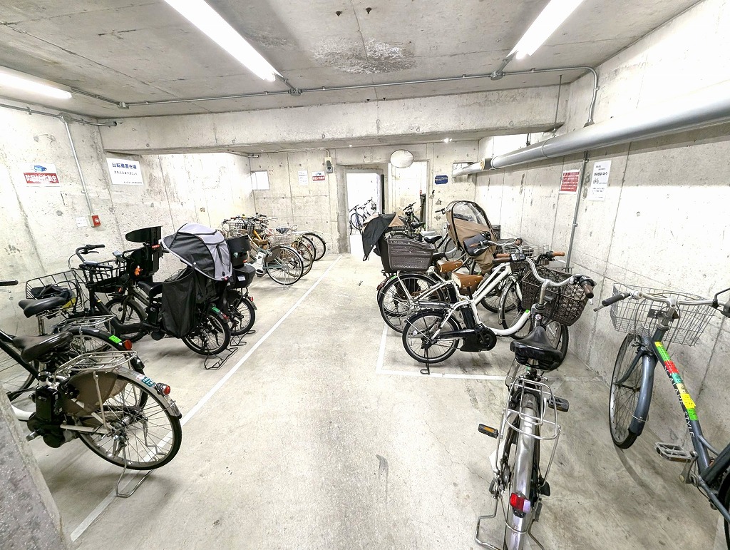 屋内駐輪場
