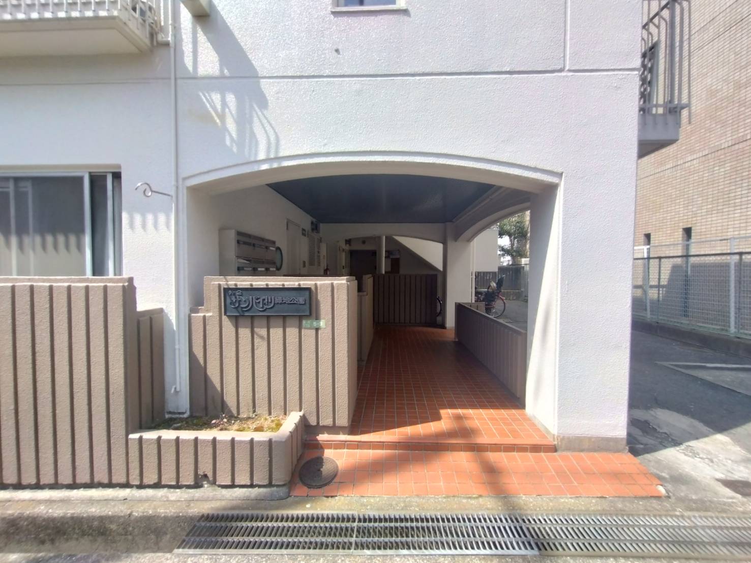 エントランス(外観) エントランス(外観)